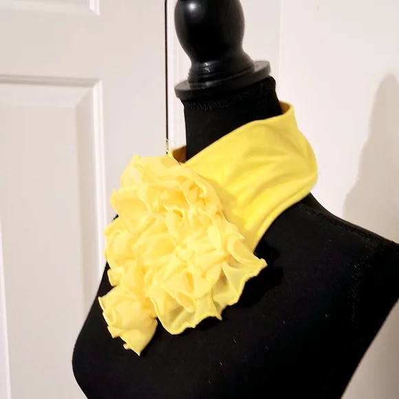 Elegant Yellow Ruffled Women's Neck Scarf - Picture 2 of 6